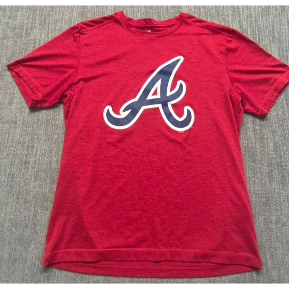 Atlanta Braves men's red graphic t-shirt Medium TX3 Cool team logo MLB baseball